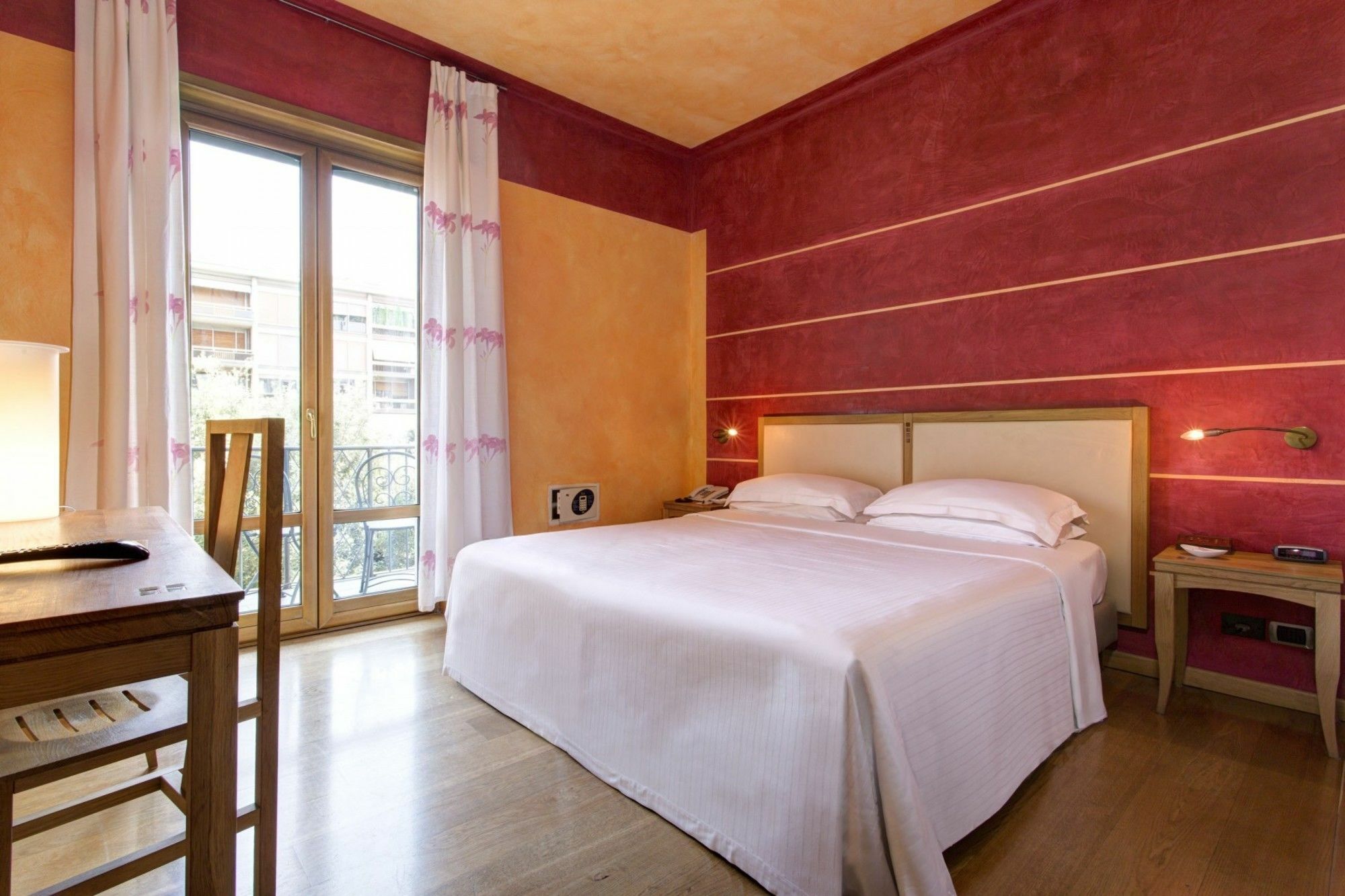 Appartamenti Porta Nuova 80 Verona Kültér fotó